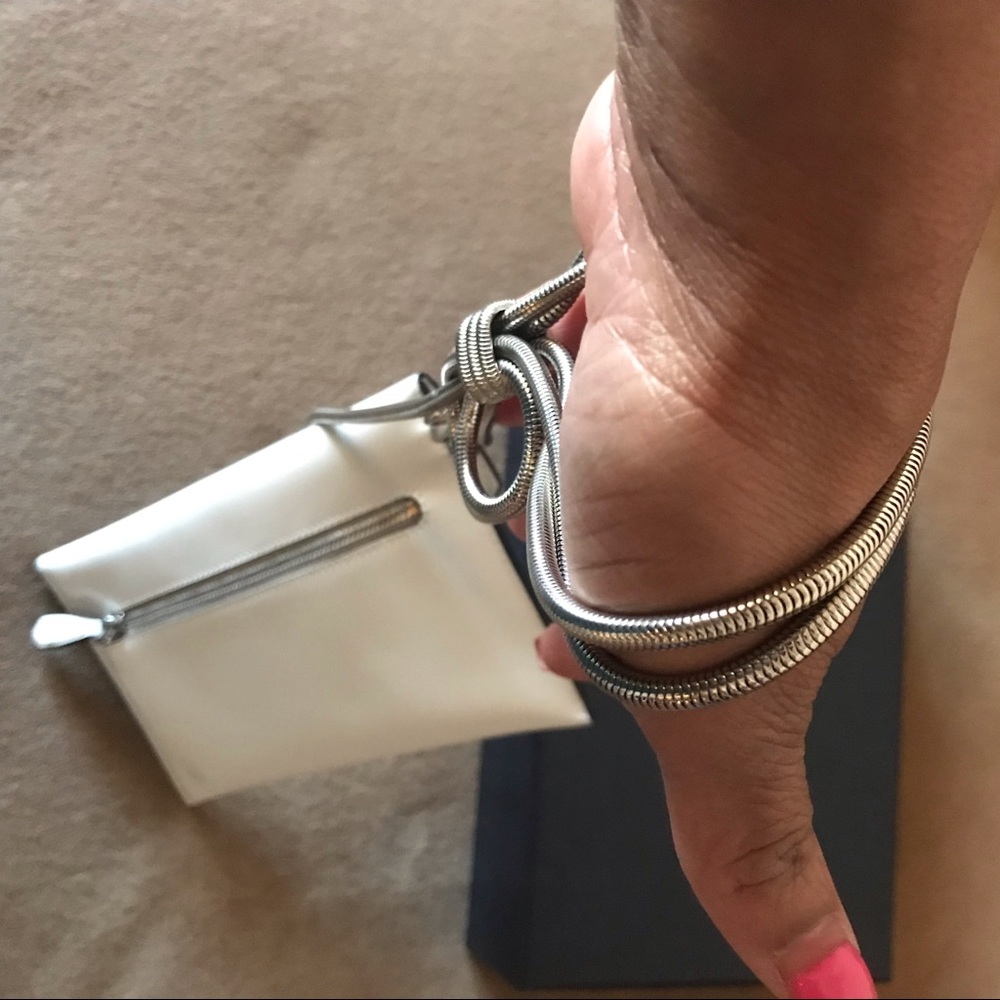 Prada clutch purse. - Picture 4 of 8